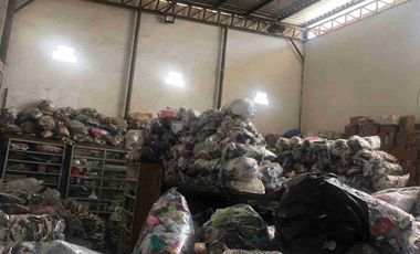 JUAL CEPAT BANGUNAN GUDANG DAN RUMAH DI HARJAMUKTI DEKAT LRT