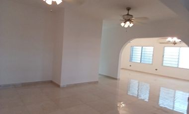 Casa en Venta en Col. Anahuac, San Nicolas de los Garza