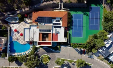 CASA EN RENTA LAGO NOGAL, 3 RECAMARAS, JARDIN, TRIPLE COCHERA Y ENORME ROOF GARDEN