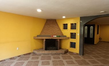 CASA EN VENTA EN VILLA SANTIN, TOLUCA