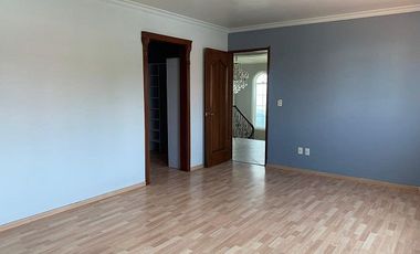 CASA EN RENTA EN LA PROVIDENCIA METEPEC