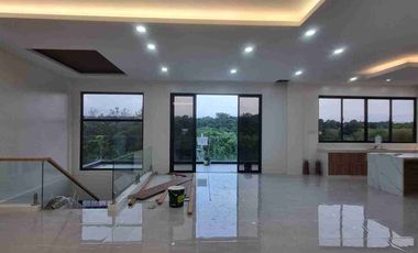 Sunvalley House and Lot for Sale with 397sqm Lot area, Quality Built to Last. Surrounded by Lush Greenery and a Peaceful Neighborhood