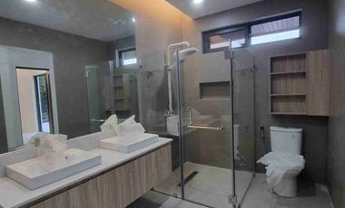 Sunvalley House and Lot for Sale with 397sqm Lot area, Quality Built to Last. Surrounded by Lush Greenery and a Peaceful Neighborhood