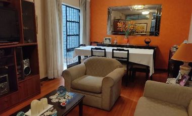 ✨ ¡OPORTUNIDAD! VENTA DE CASA EN ZONA COMERCIAL – SAN JUAN DE MIRAFLORES 🏡