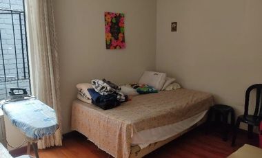 ✨ ¡OPORTUNIDAD! VENTA DE CASA EN ZONA COMERCIAL – SAN JUAN DE MIRAFLORES 🏡