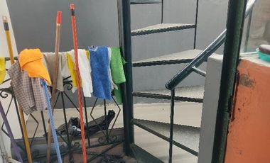 ✨ ¡OPORTUNIDAD! VENTA DE CASA EN ZONA COMERCIAL – SAN JUAN DE MIRAFLORES 🏡