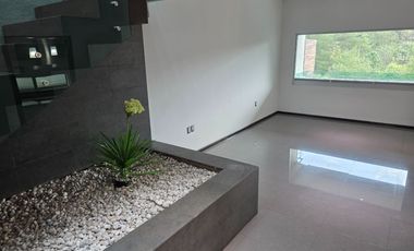 CASA EN VENTA EN EL CLUB DE GOLF ALTOZANO MORELIA