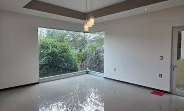 CASA EN VENTA EN EL CLUB DE GOLF ALTOZANO MORELIA