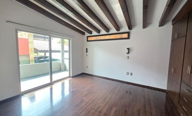 CASA EN VENTA EN EL CLUB DE GOLF ALTOZANO MORELIA