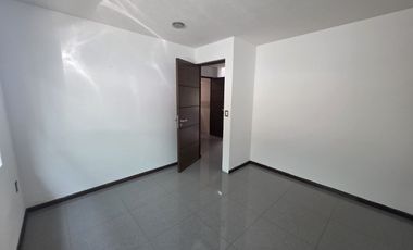 CASA EN VENTA EN EL CLUB DE GOLF ALTOZANO MORELIA
