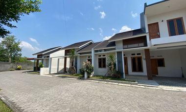 Jual Rumah Semi furnished Murah di Lokasi Strategis dan Berkembang di Purwomartani Sleman