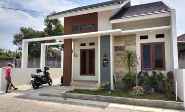Jual Rumah Semi furnished Murah di Lokasi Strategis dan Berkembang di Purwomartani Sleman
