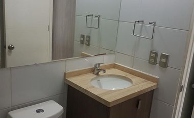 Lindo y cómodo depto, a pasos de todo en Stgo centro. 1D - 1B, UF 1.700