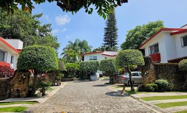 Casa en condominio con Alberca en Lomas de la Selva, Cuernavaca Morelos.