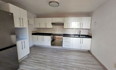 Casa en condominio con Alberca en Lomas de la Selva, Cuernavaca Morelos.