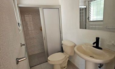 Casa en condominio con Alberca en Lomas de la Selva, Cuernavaca Morelos.