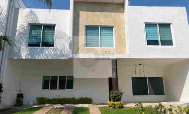 CASA DENTRO DE CONDOMINIO DE SOLO 4 CASAS ATZINGO CUERNAVACA MORELOS