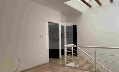 CASA DENTRO DE CONDOMINIO DE SOLO 4 CASAS ATZINGO CUERNAVACA MORELOS