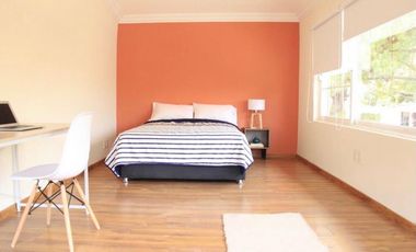 Moderna casa en renta en Tecamachalco con seguridad 24/7