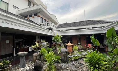 Raya diponegoro hok 1lt  rumah lama