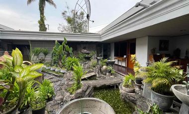 Raya diponegoro hok 1lt  rumah lama