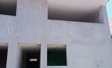 Oportunidad Única: VENTA CASA de 2 Pisos y con azotea techada en Huayllabamba-Urubamba 2 Cuadras de la Plaza de Armas 🏡