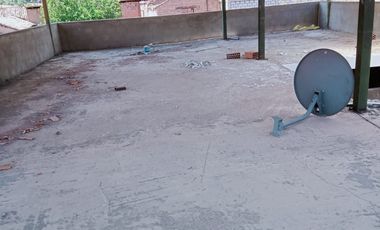 Oportunidad Única: VENTA CASA de 2 Pisos y con azotea techada en Huayllabamba-Urubamba 2 Cuadras de la Plaza de Armas 🏡