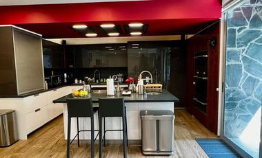 Lujo y Confort: Casa de 3 niveles en venta - Desierto de los Leones