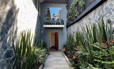 Lujo y Confort: Casa de 3 niveles en venta - Desierto de los Leones