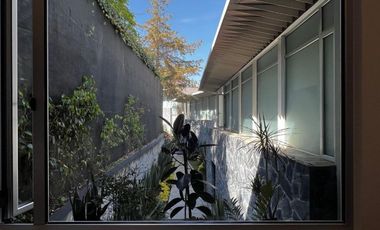 Lujo y Confort: Casa de 3 niveles en venta - Desierto de los Leones