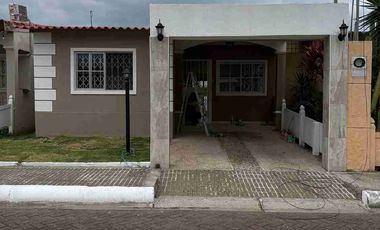Venta de Casa, Sector Urb. Valle Alto, Guayaquil, Ecuador