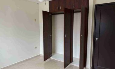 Venta de Casa, Sector Urb. Valle Alto, Guayaquil, Ecuador