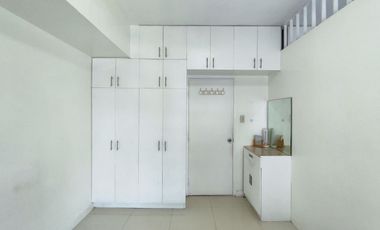 For Sale! Pedro Gil Robinsons Ermita Manila 3 Bedroom Condo Unit -AJCM