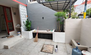 Rumah Baru Minimalis Semi Furnished Di Perumahan Wisma Bungurasih (Belakang SMAN 15 Surabaya)