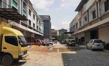 Dijual cepat ruko siap pakai Jl. Arteri Supadio, Ruko Jutek - 4lt