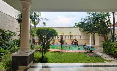 Hunian Nyaman & Elit Lokasi Premium di Pondok Indah Jakarta Selatan With Private Pool