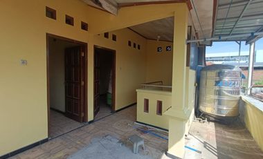 Rumah Siap huni 6 kamar cocok untuk kost dekat RS Moewardi Jebres Solo