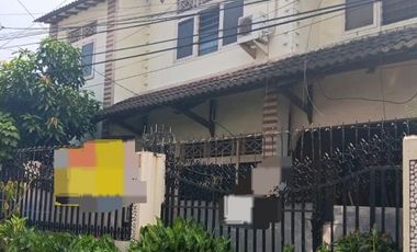 DI JUAL RUMAH VIA LELANG LOKASI SANGAT STRATEGIS