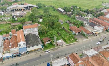 Dijual dan disewakan tanah komersial di tepi jalan raya Yos Sudarso Gombong Kebumen