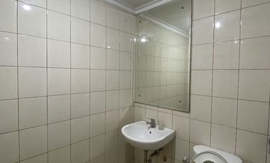 Monthly rent available! Apartment Royal Mediterania Garden Studio Fully furnished Mid Floor Best Location near Central Park Mall