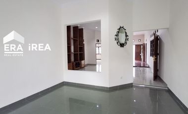 RUMAH DISEWAKAN DI JOGJA DEKAT KAMPUS UNIVERSITAS ATMAJAYA