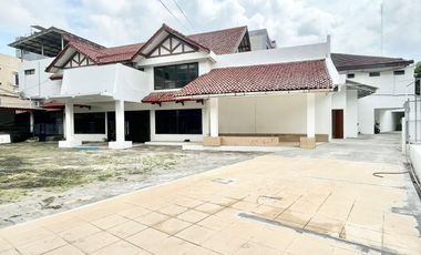 Disewakan Gedung ex sekolah Di mampang prapatan Jakarta Selatan