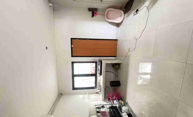 Disewakan Rumah 2 lantai full furnished di Perumahan Gardens Candi atSawangan, Bojongsari, Kota Depok