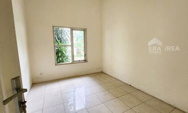 RUMAH DIJUAL DI SOLO TENGAH KOTA DEKAT HOTEL KUSUMA