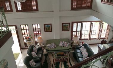 Beautiful Flood-free  Valley Golf (Victoria Valley) House and Lot For Sale