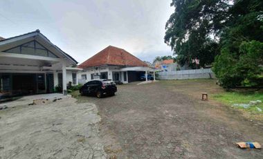 Ruang Usaha Strategis pinggir jalan Ahmad Yani Arah air mancur