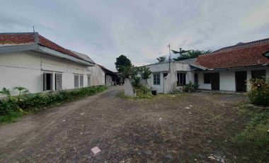 Ruang Usaha Strategis pinggir jalan Ahmad Yani Arah air mancur