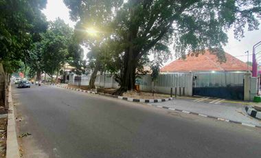 Ruang Usaha Strategis pinggir jalan Ahmad Yani Arah air mancur