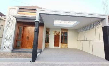 RUMAH MURAH 500 METER DARI PASAR CEBONGAN SIAP HUNI