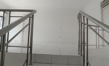 Dijual/Disewakan Rumah Mewah Siap Huni Di Pulo Asem Rawamangun  Jakarta Timur